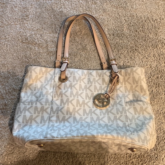 Michael Kors Purse - Picture 2 of 2